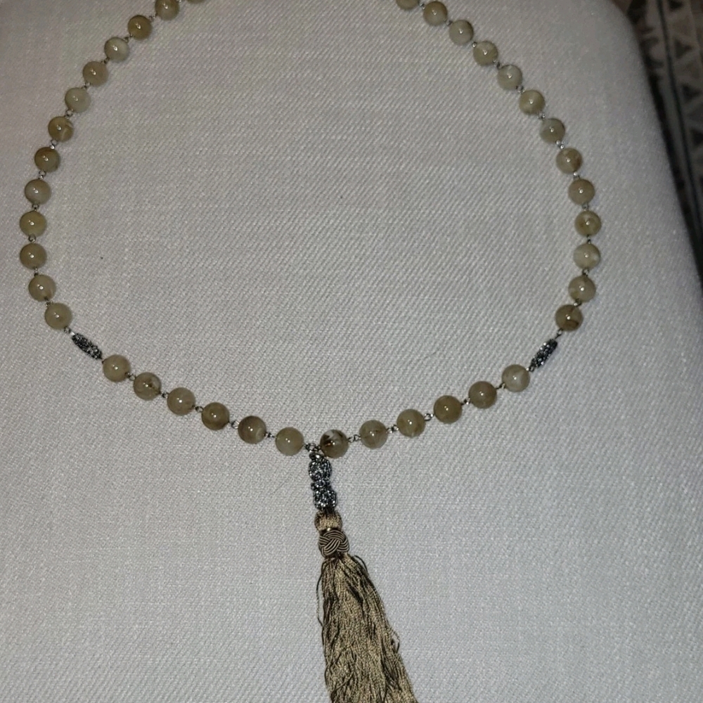 Chico's statement 22" Necklace Geneva  Pearl Tassel green